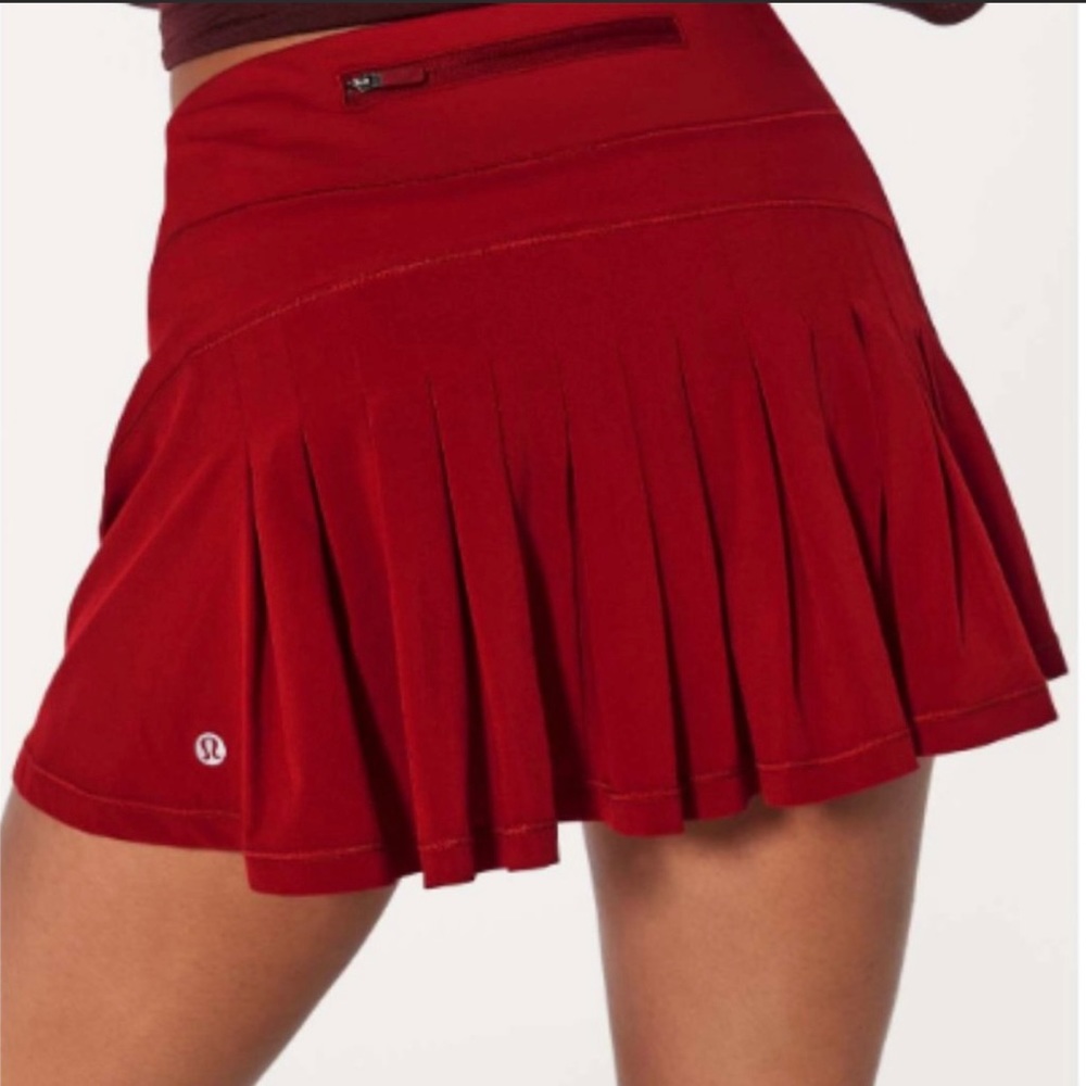 Lululemon Circuit Breaker tennis skirt Scarlet red sz 6